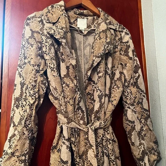 H&M Animal Print Jacket Sz 4 Women Belted Gorgeous - Picture 9 of 10